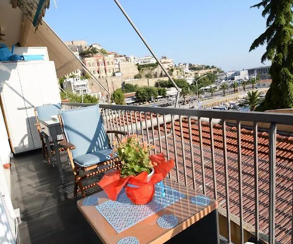 Marina View *