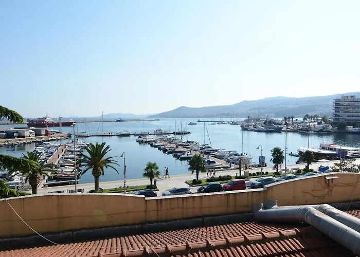 Marina View كافالا