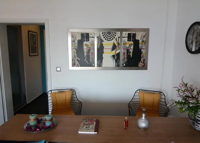 Marina View Apartment