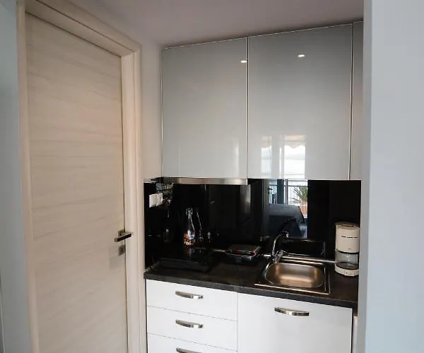 Marina View Apartment